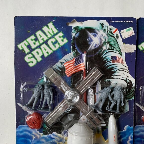 Tri Toy Limited Team Space Astronaut Toys Set Figures Vintage New - Picture 4 of 7